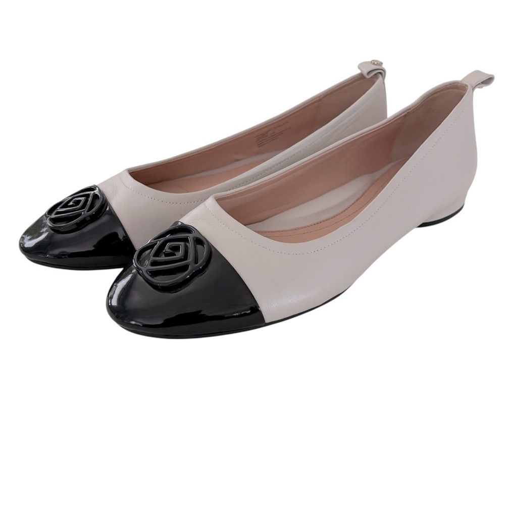 Taryn Rose Babette Shoes Size 10B White Black Cap Toe Leather Heels Flower Pump